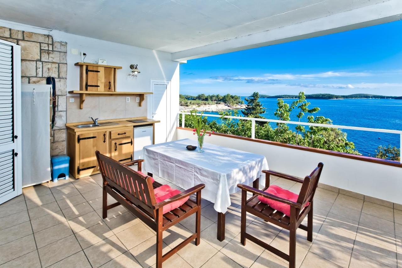 Apartments Villa Marcelina Đảo Hvar Ngoại thất bức ảnh