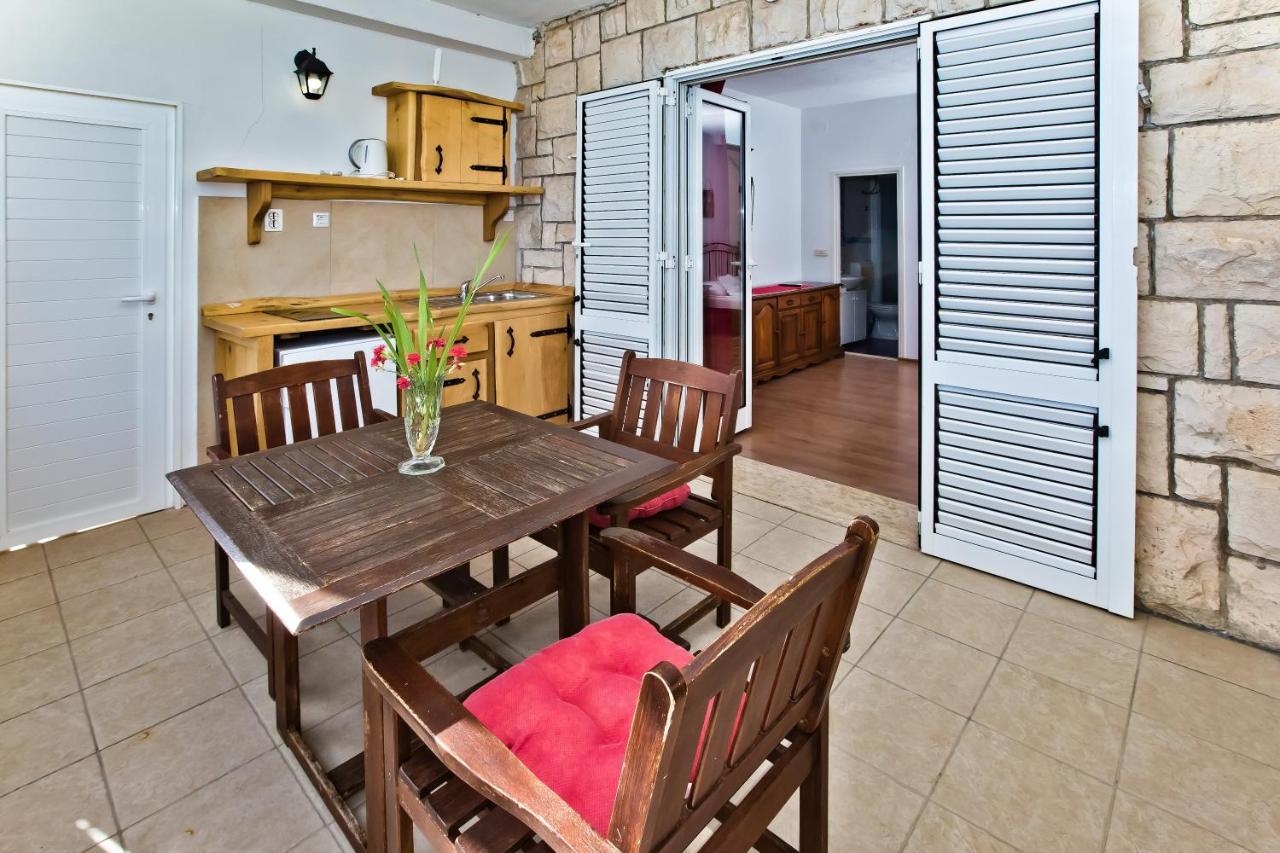 Apartments Villa Marcelina Đảo Hvar Ngoại thất bức ảnh