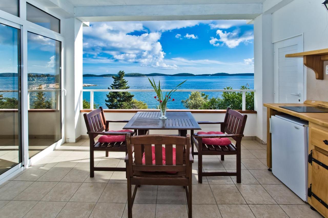 Apartments Villa Marcelina Đảo Hvar Ngoại thất bức ảnh